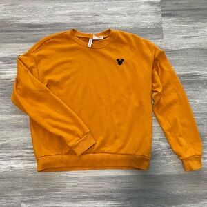 Mustard Orange Disney Embroidered H&M Divided Basic Crewneck Sweatshirt Womens M